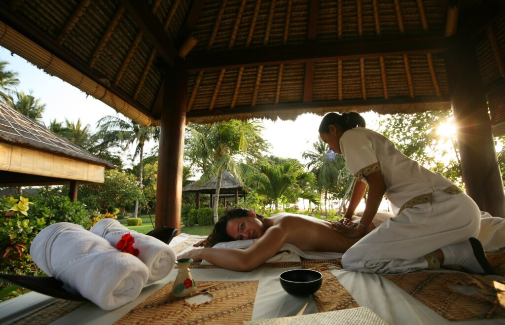 Тайский массаж рук 30 минут